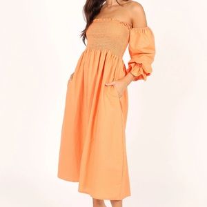 Petal & Pup NWT Domenica midi dress